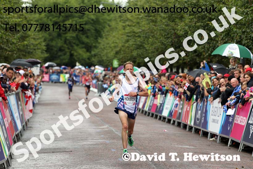 Ross Houston (Scotland) in the mens Commonwealth Games Marathon, Glasgow. Photo: David T. Hewitson/Sports for All Pics